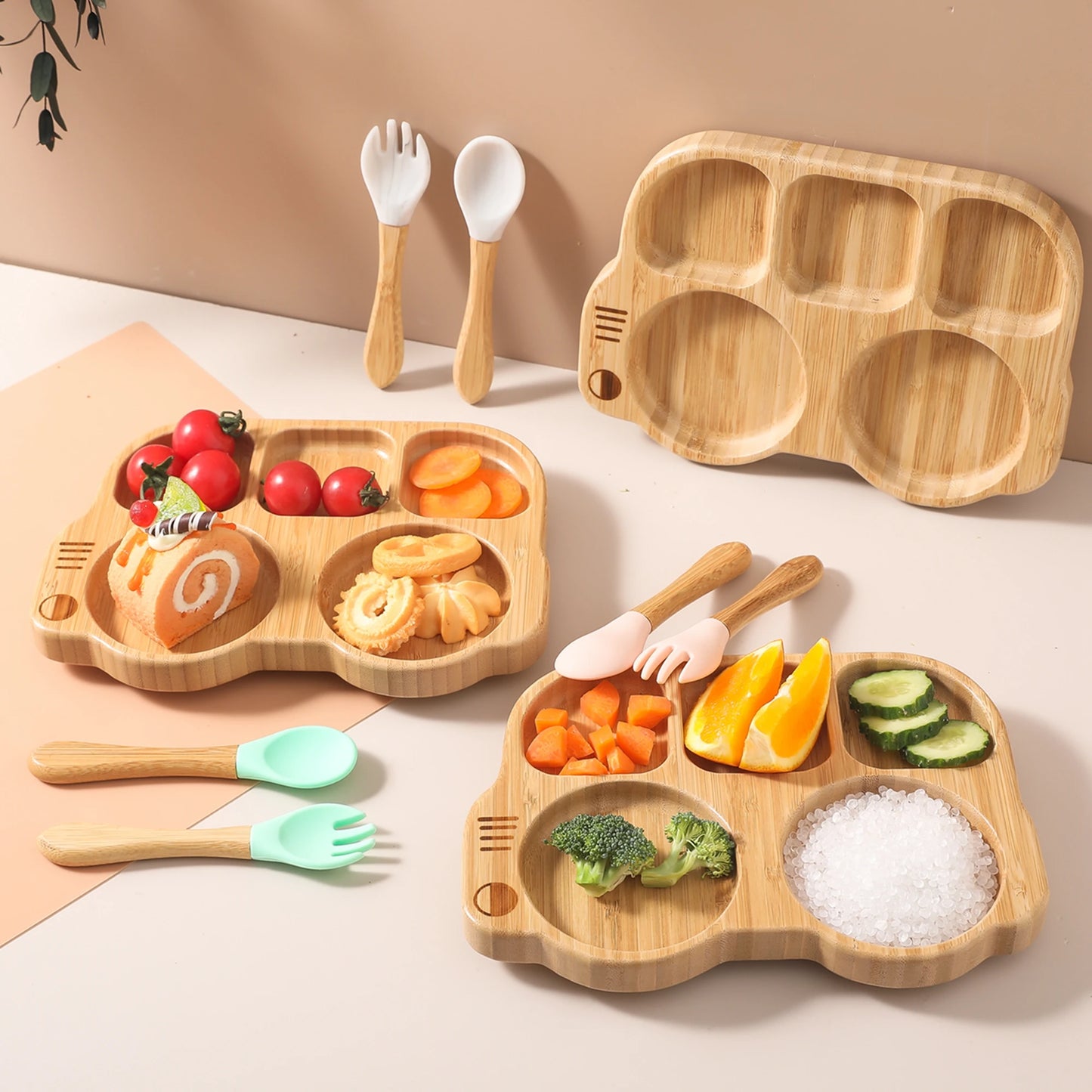 Nibble Nest Silicone & Wood Feeding Set