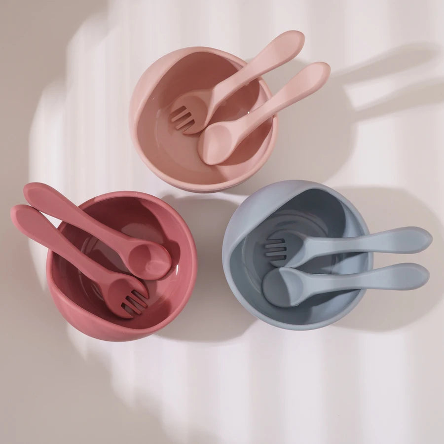 Sili Stay Suction Feeding Bowl Set