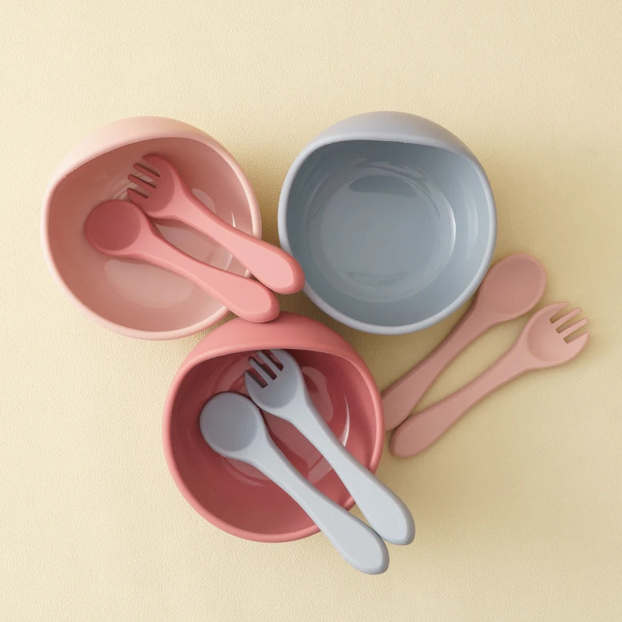 Sili Stay Suction Feeding Bowl Set