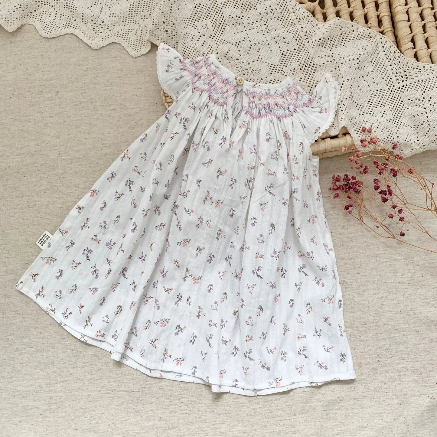 Smocked Ruffles Lace Girls Summer Beach Dress
